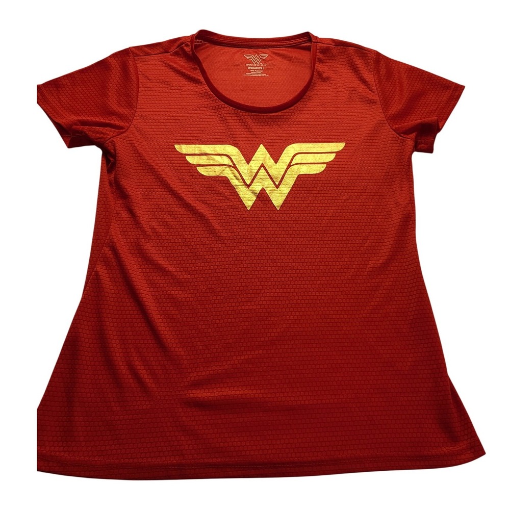 Wonder Woman Red Textured Activewear T-Shirt Gold Logo Women's Large DC Comics